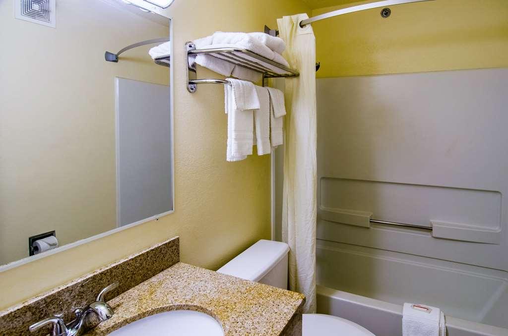 Motel 6-Montoursville, Pa - Williamsport Oda fotoğraf